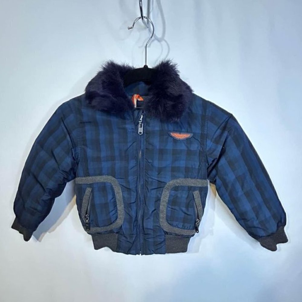 Aston Martin boys puffer jacket. Navy blue. Size 3. New condition.